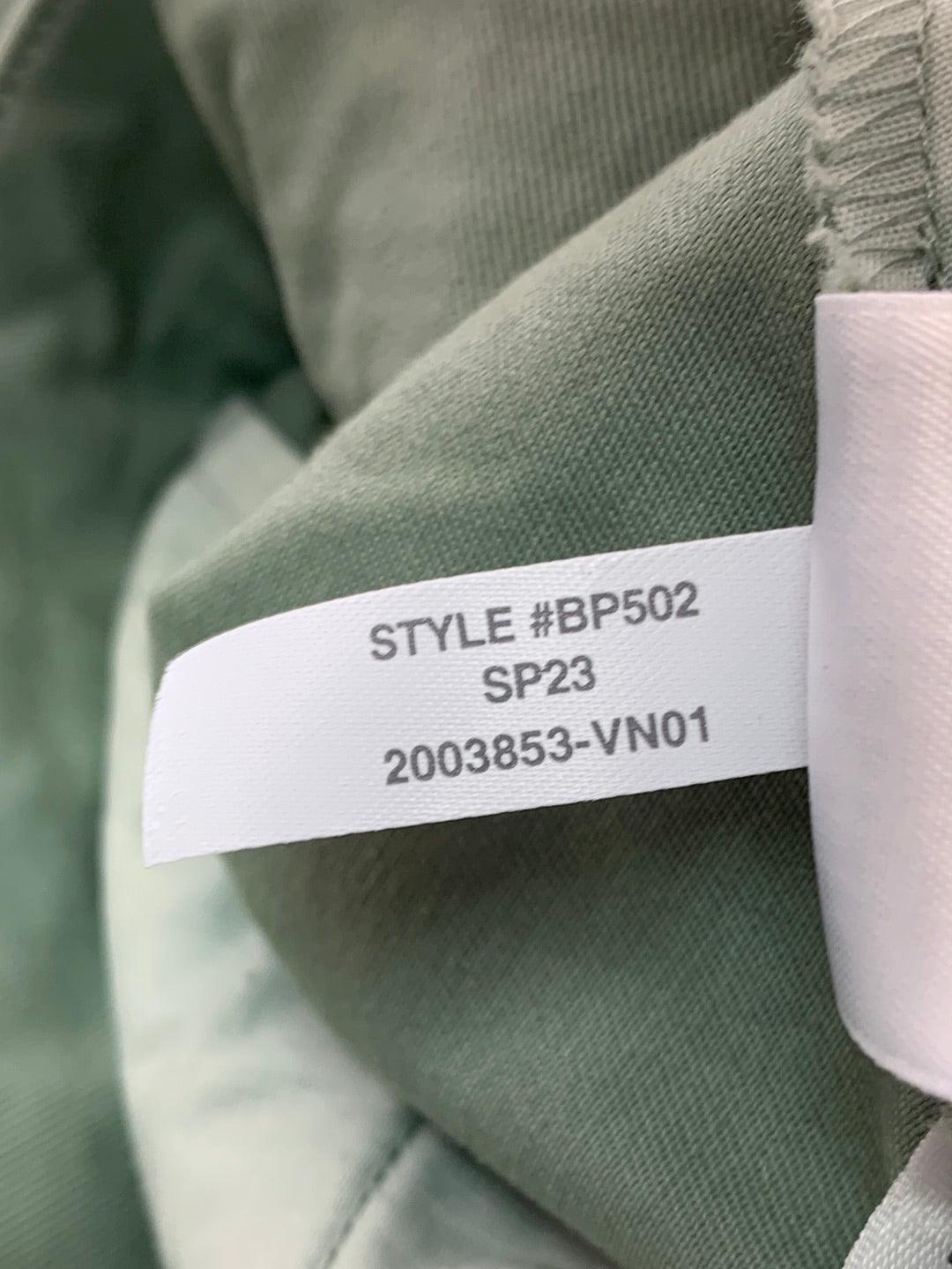 NWT - J CREW sage green Pleated Capeside Cropped Chino Pants - 24