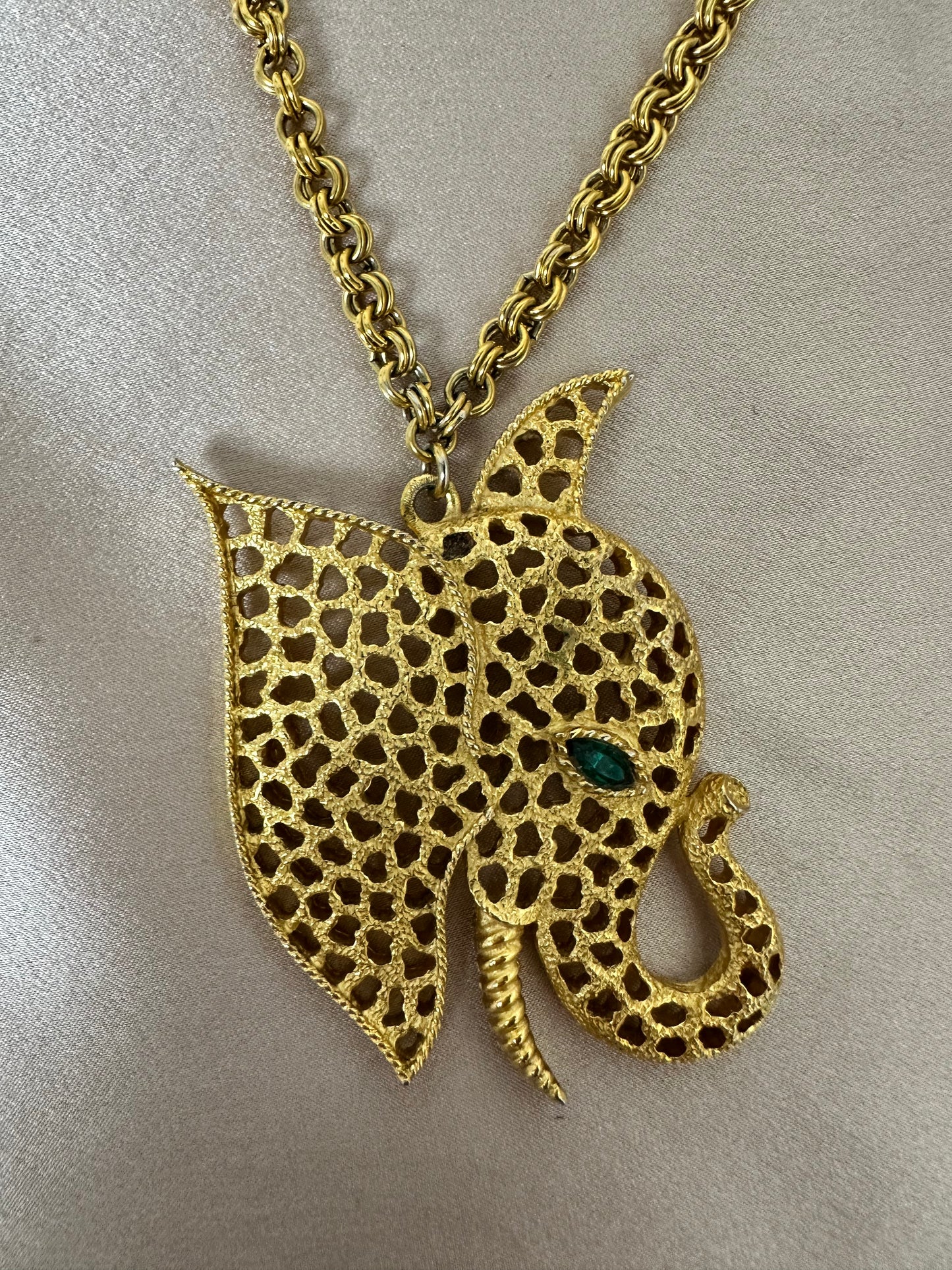 Vintage Crown TRIFARI Gold-Tone Rhinestone Eye Elephant Pendant Necklace - 20"