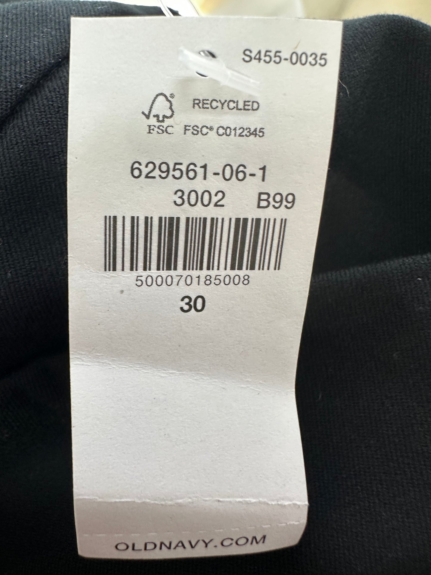 NWT - OLD NAVY black Pixie High Rise Never Fade 27" Inseam Pants - 30 | 4X