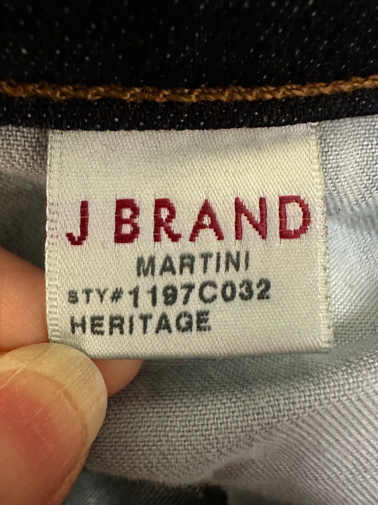 NWT - J BRAND dark wash Indigo Heritage Mid Rise Skinny Flare Martini Jeans - 31