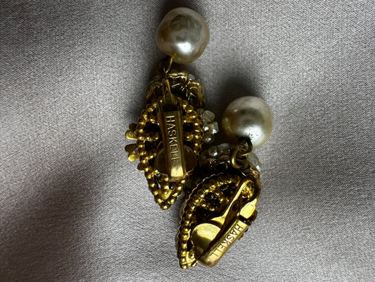 Vintage MIRIAM HASKELL Gold Tone Faux Pearl Crystal Flower Dangle Clip Earrings