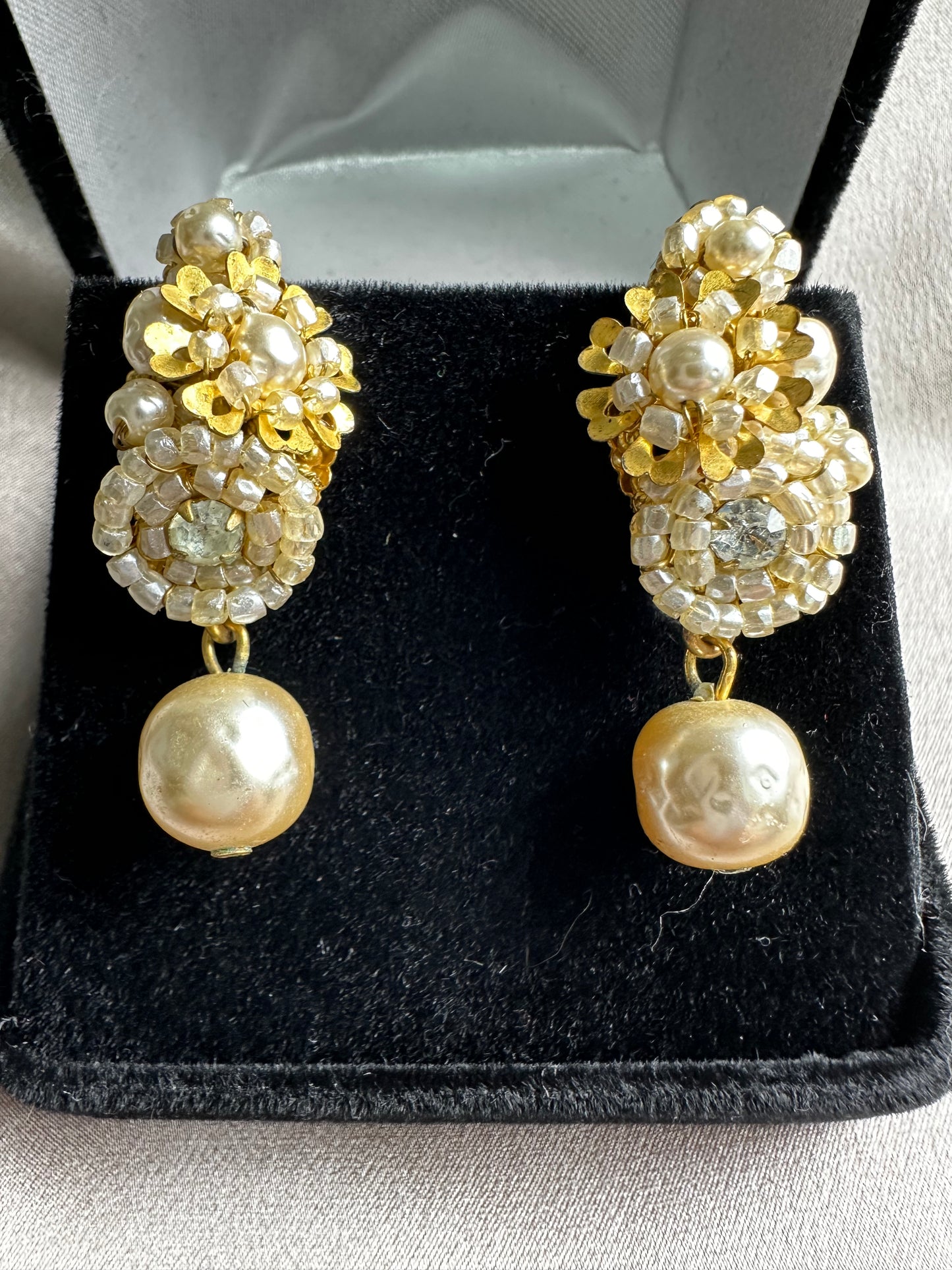 Vintage MIRIAM HASKELL Gold Tone Faux Pearl Crystal Flower Dangle Clip Earrings