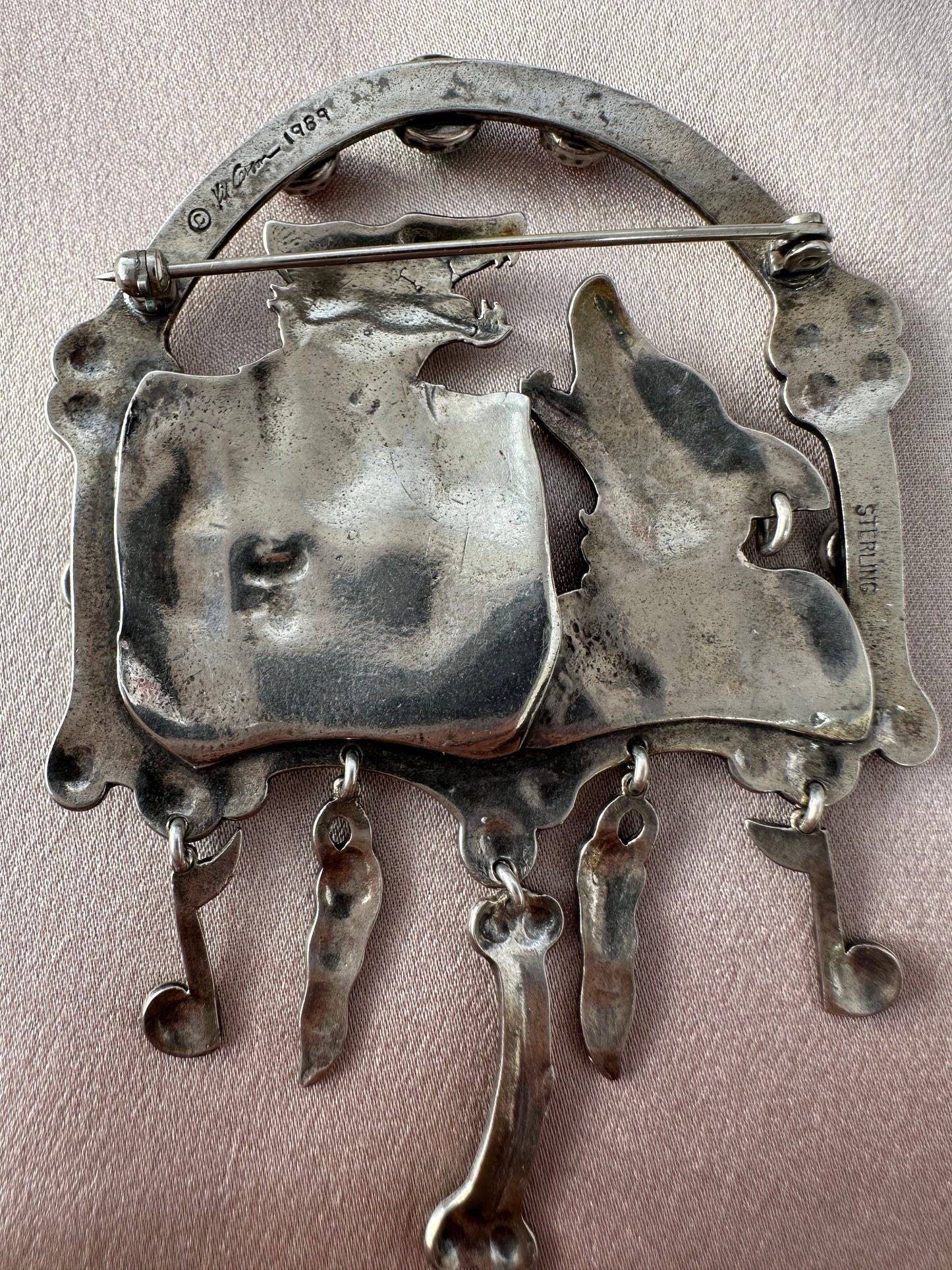 Vintage KIT CARSON 1989 Sterling Turquoise Coral Framed Wolf Couple Dangle Pin