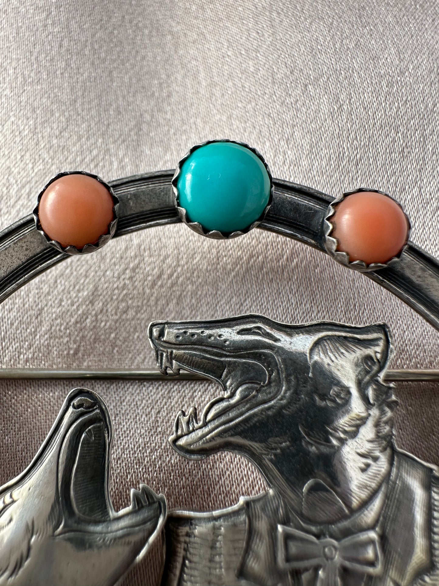 Vintage KIT CARSON 1989 Sterling Turquoise Coral Framed Wolf Couple Dangle Pin
