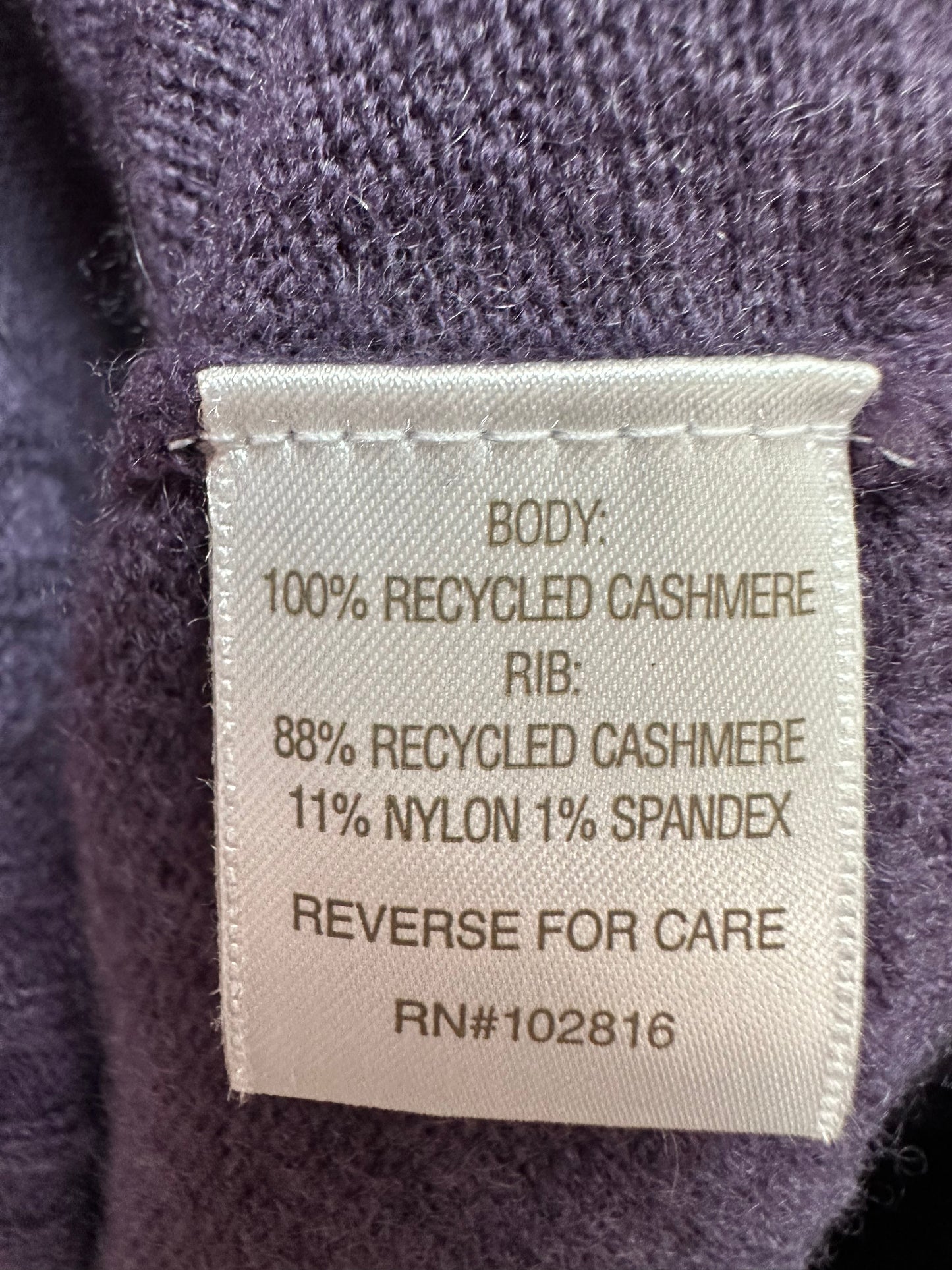 NWT - GARNET HILL purple Recycled Cashmere Drop Shoulder V-Neck Sweater - M