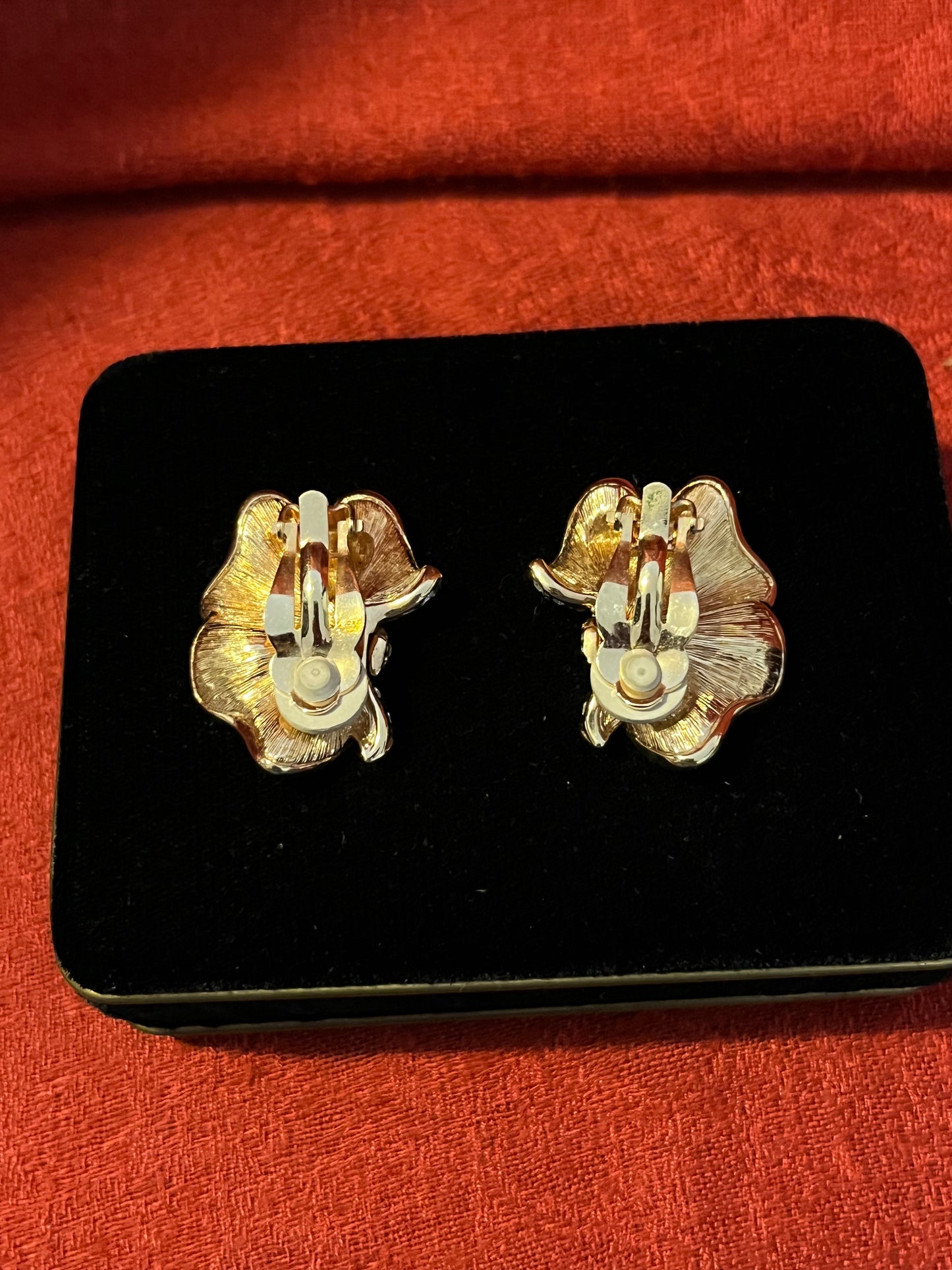 Vintage Swarovski Crystal Clip On Earrings