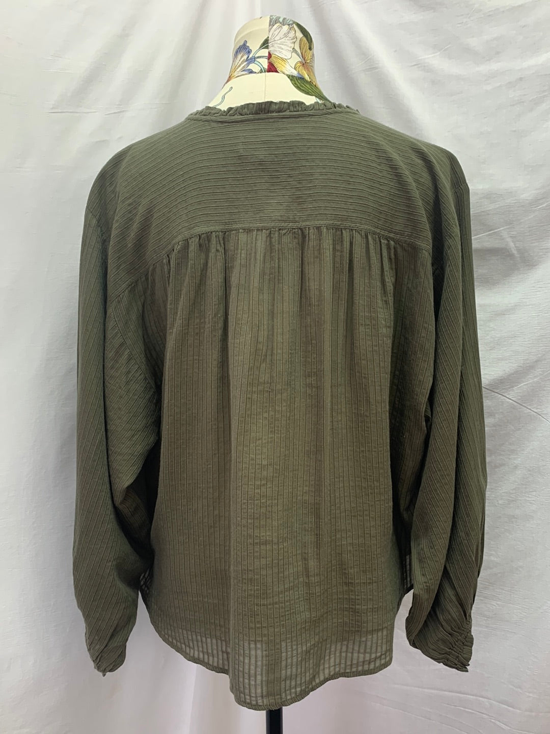 NWT - LOFT olive green stripe Sheer Puff Sleeve Button Up Blouse - Medium