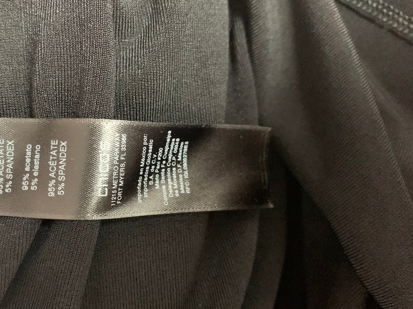 NWT - TRAVELERS CHICO'S black Essentials Scoop Neck Tank - 1 (8/10 M)