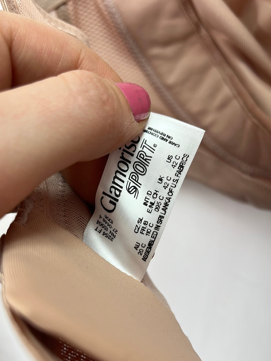 NIP -- GLAMORISE SPORT Nude Wire-Free Bra -- Size 42 C