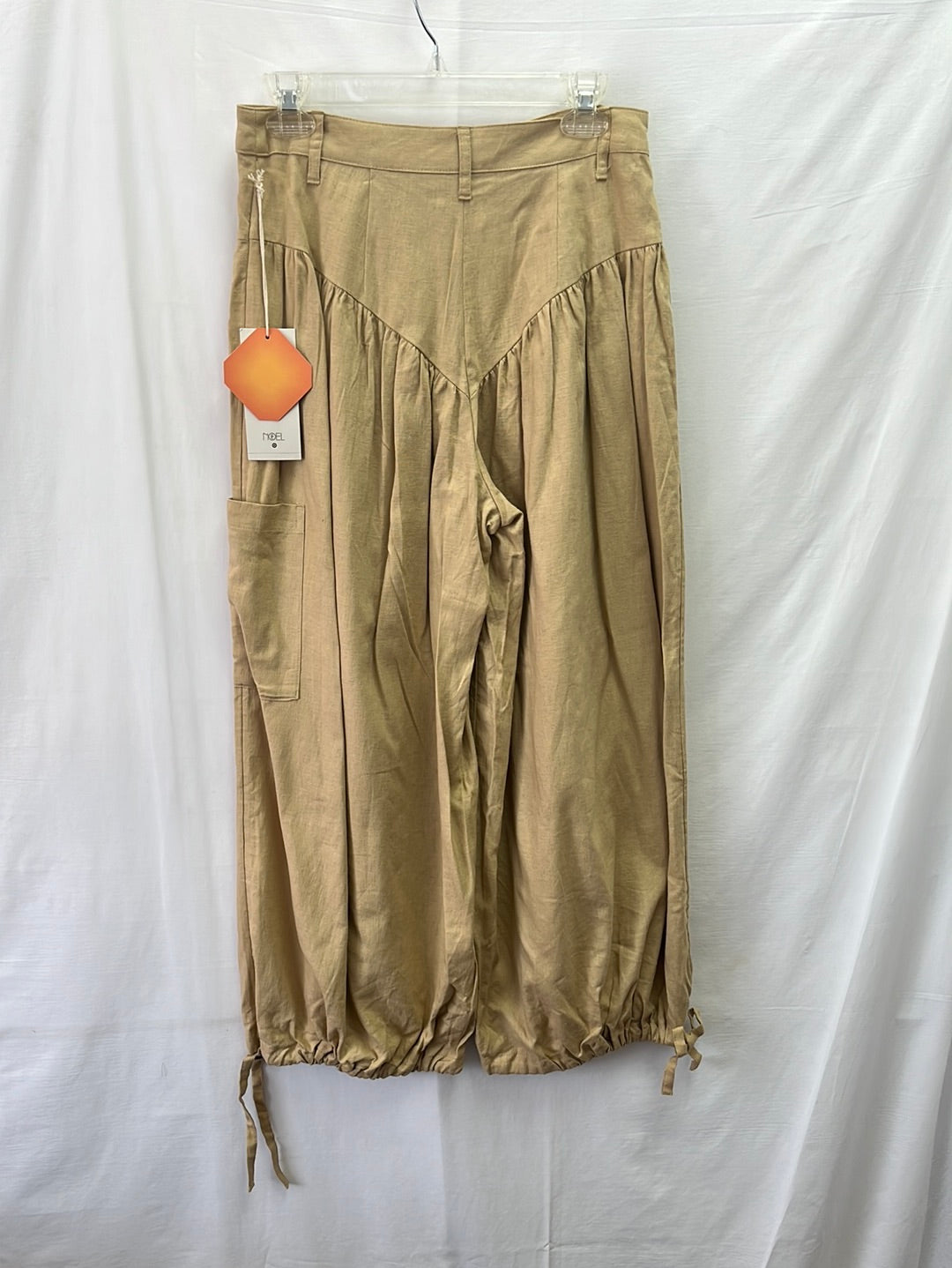 NWT -- NOEL Canvas Harem Pants -- Size: 6
