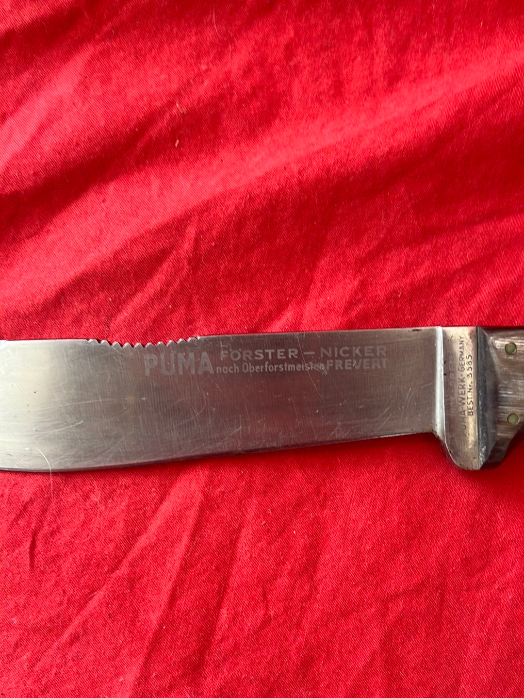 VTG -- Pre-64 PUMA Stag Handle Forsternicker with Leather Sheath