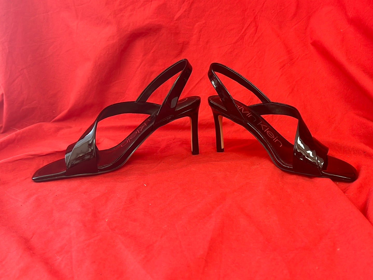 CALVIN KLEIN Women's Black Leather Honor Heel Sandal -- Size 8M
