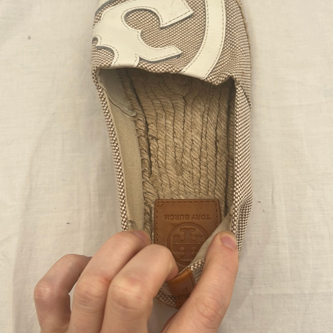 Tori Burch Beige Tweed Espadrilles with Ivory Leather Monogram -- Size 9M
