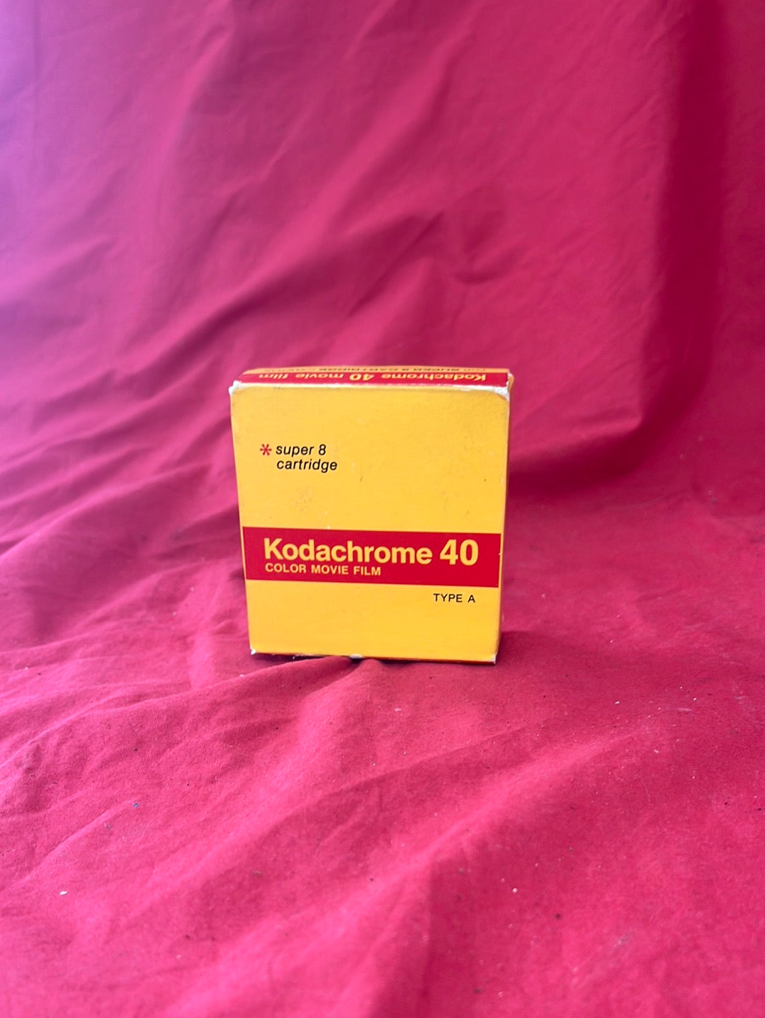 VTG/NIP -- KODAK Kodachrome 40 Color Movie Film -- Expired Jan 1976