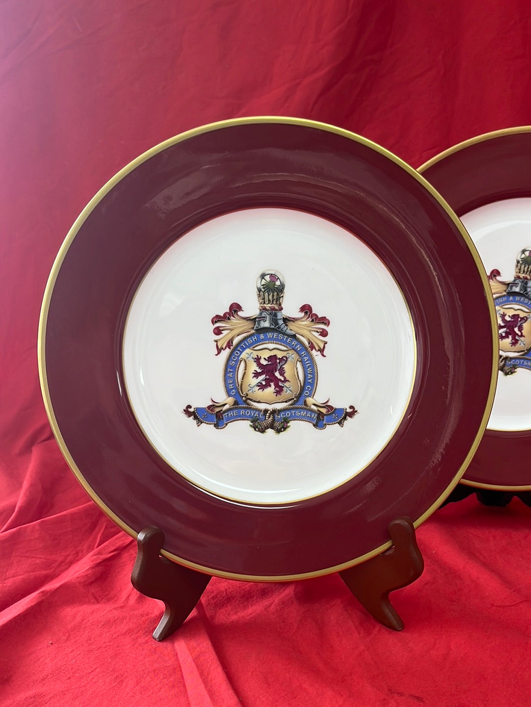 VTG -- ROYAL WORCESTER FINE BONE CHINA Scottish and Western Railway Dinner Plate -- Set of 2