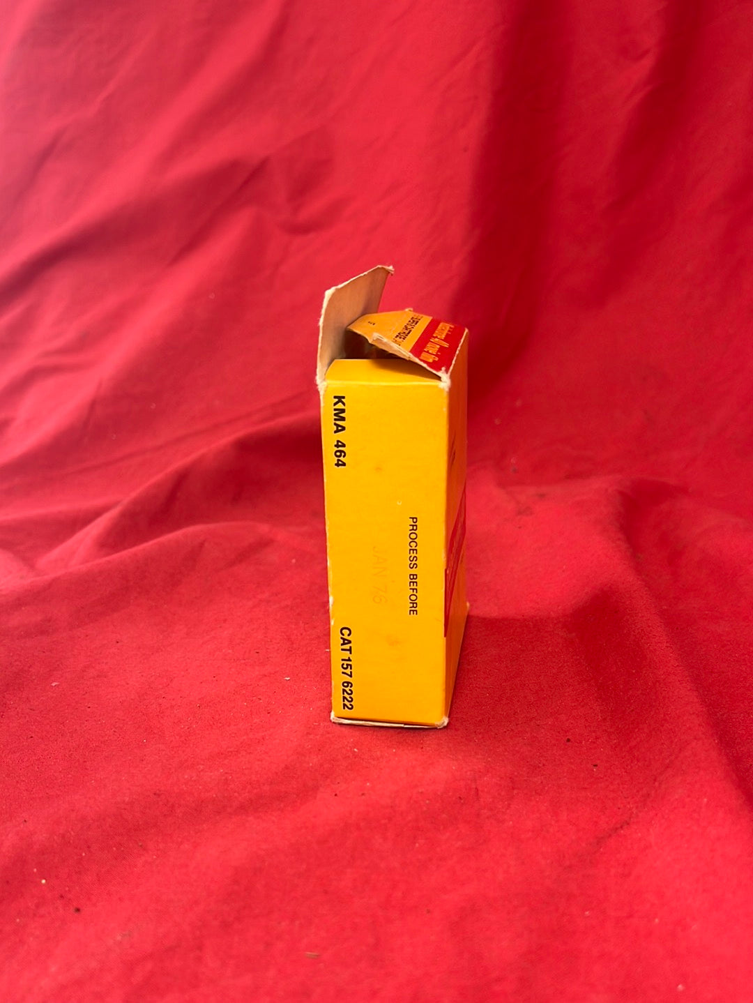 VTG/NIP -- KODAK Kodachrome 40 Color Movie Film -- Expired Jan 1976