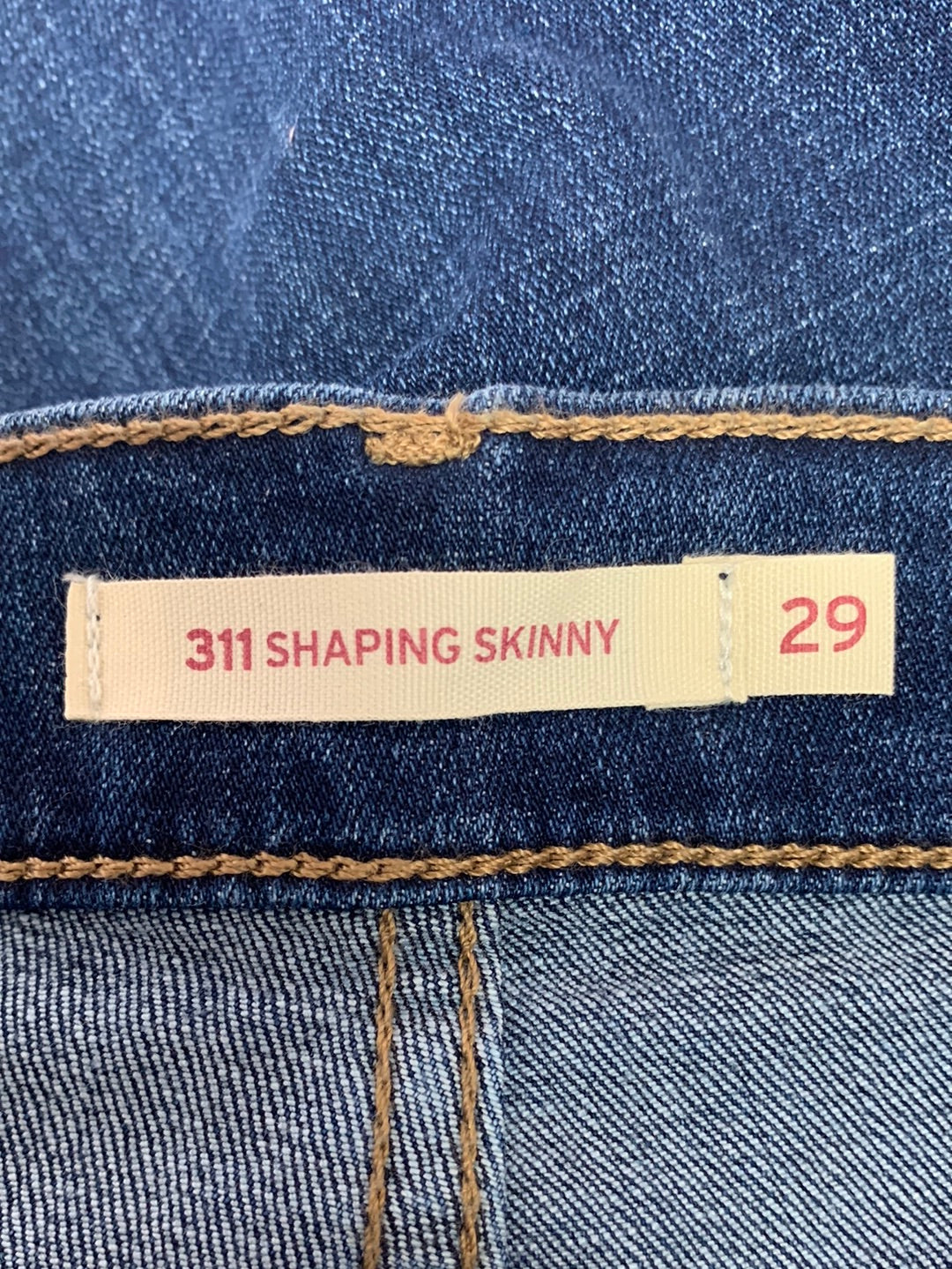 NWT - LEVI'S lapis storm dark wash 311 Shaping Skinny Mid Rise Jeans - 8 M / W29 L30