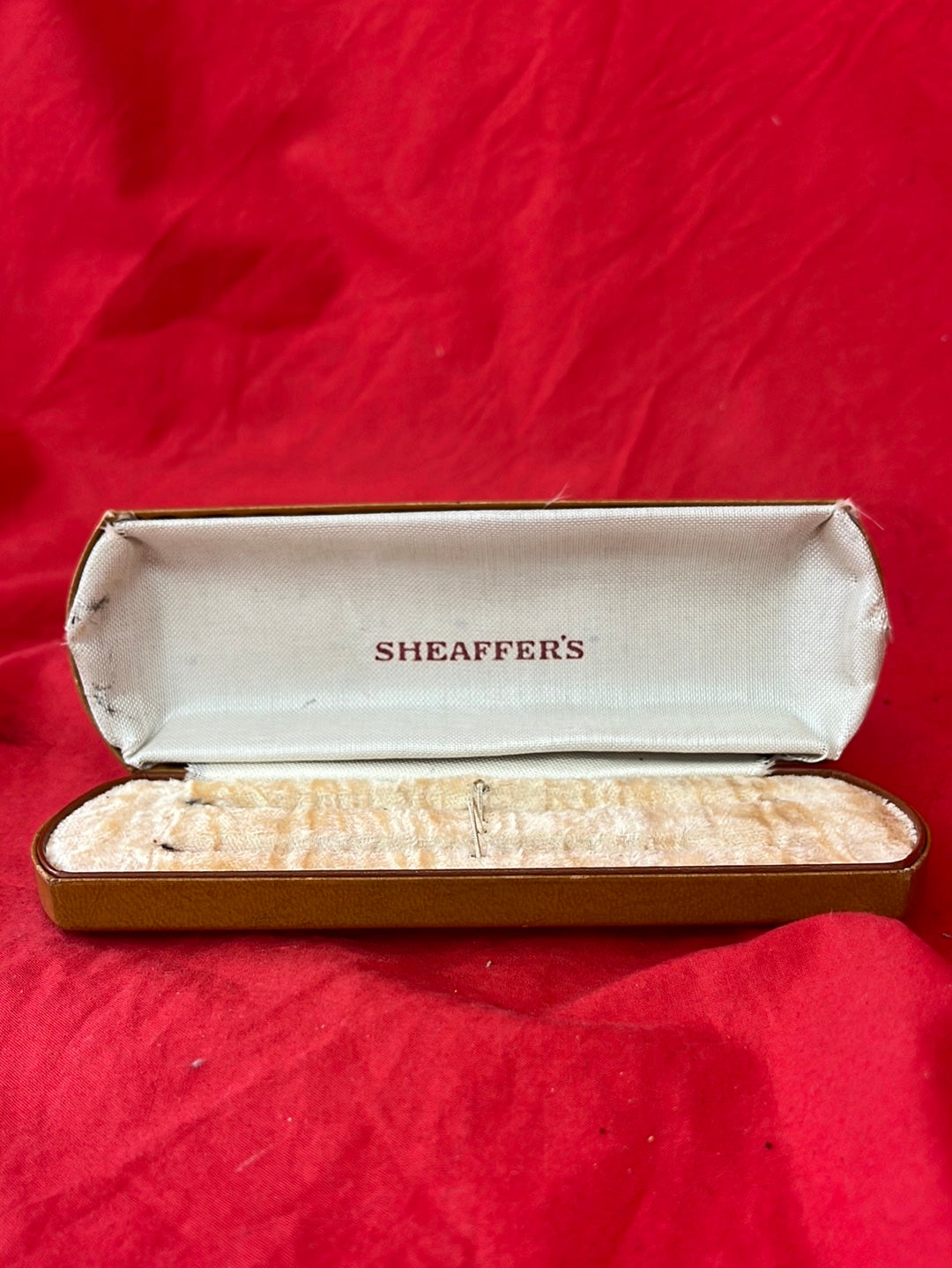 VTG -- SHEAFFER'S Balance Jr. Red-lined Mechanical Pencil and Fountain Pen in Original Case