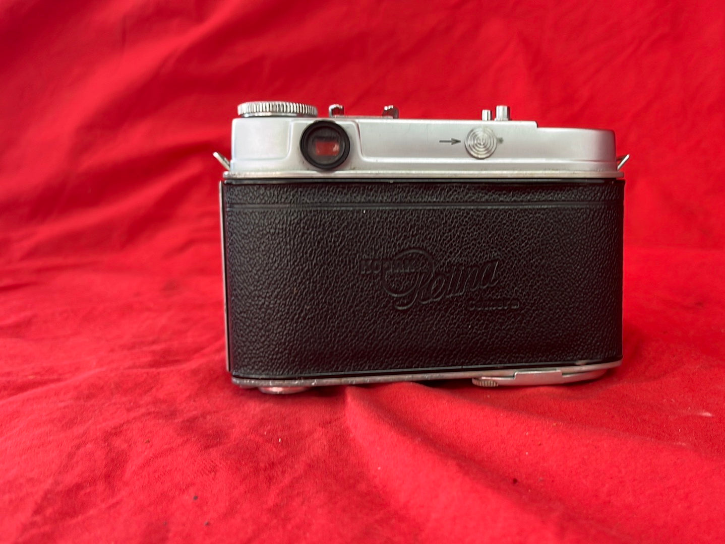 VTG -- KODAK Retina IIc Rangefinder Film Camera w/50mm (II Small C) Type 020 and Leather Field Case