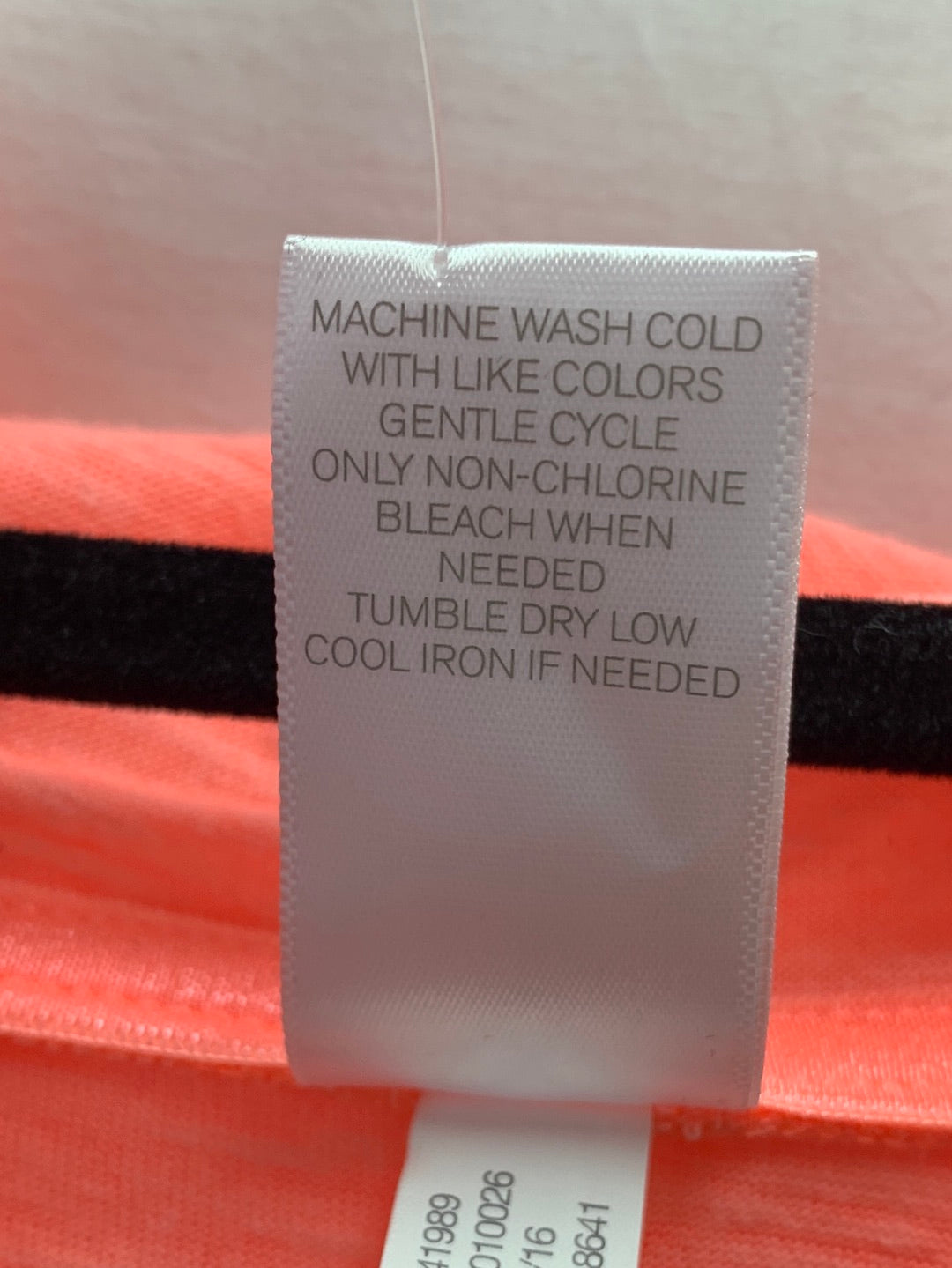 NWT - LIVI ACTIVE neon orange Short Sleeve 1/4 Zip Hood Shirt - 18/20