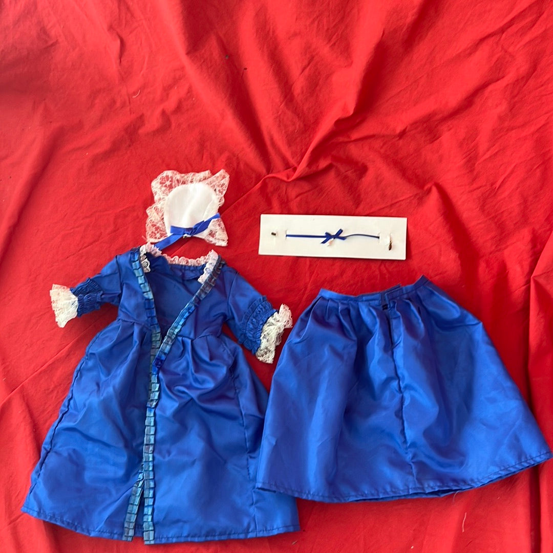 VTG -- 1991 Pleasant Company American Girl Felicity's Christmas Dress