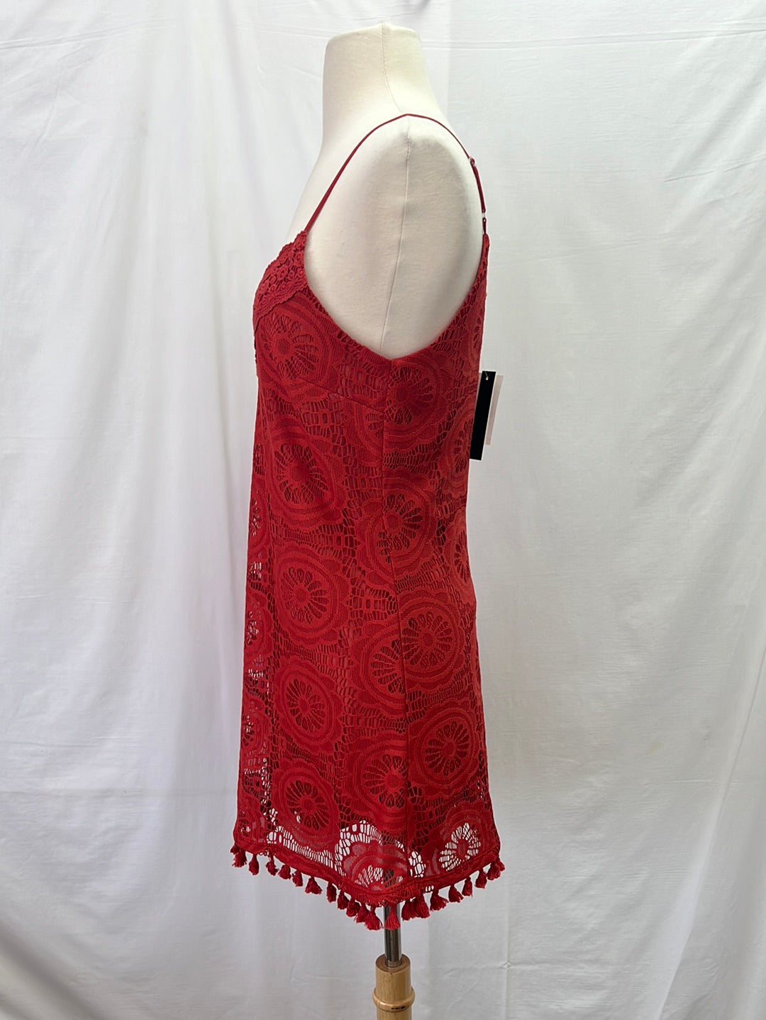 NWT -- XTRAORDINARY orange Crochet Mini Spaghetti Strap Shift Dress -- Small
