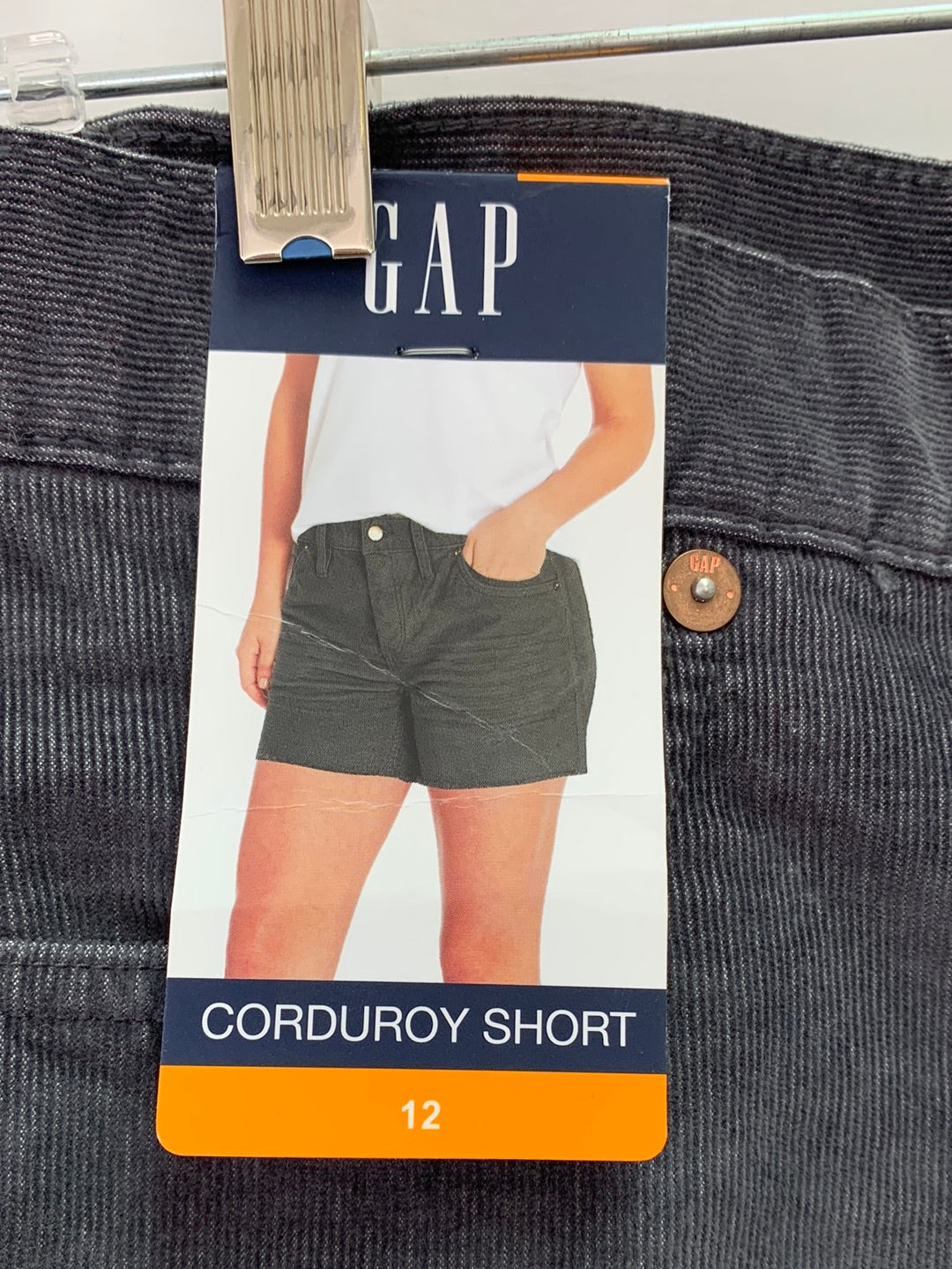 NWT - GAP charcoal grey Frayed Hem Mid Rise Corduroy Shorts - Size 12