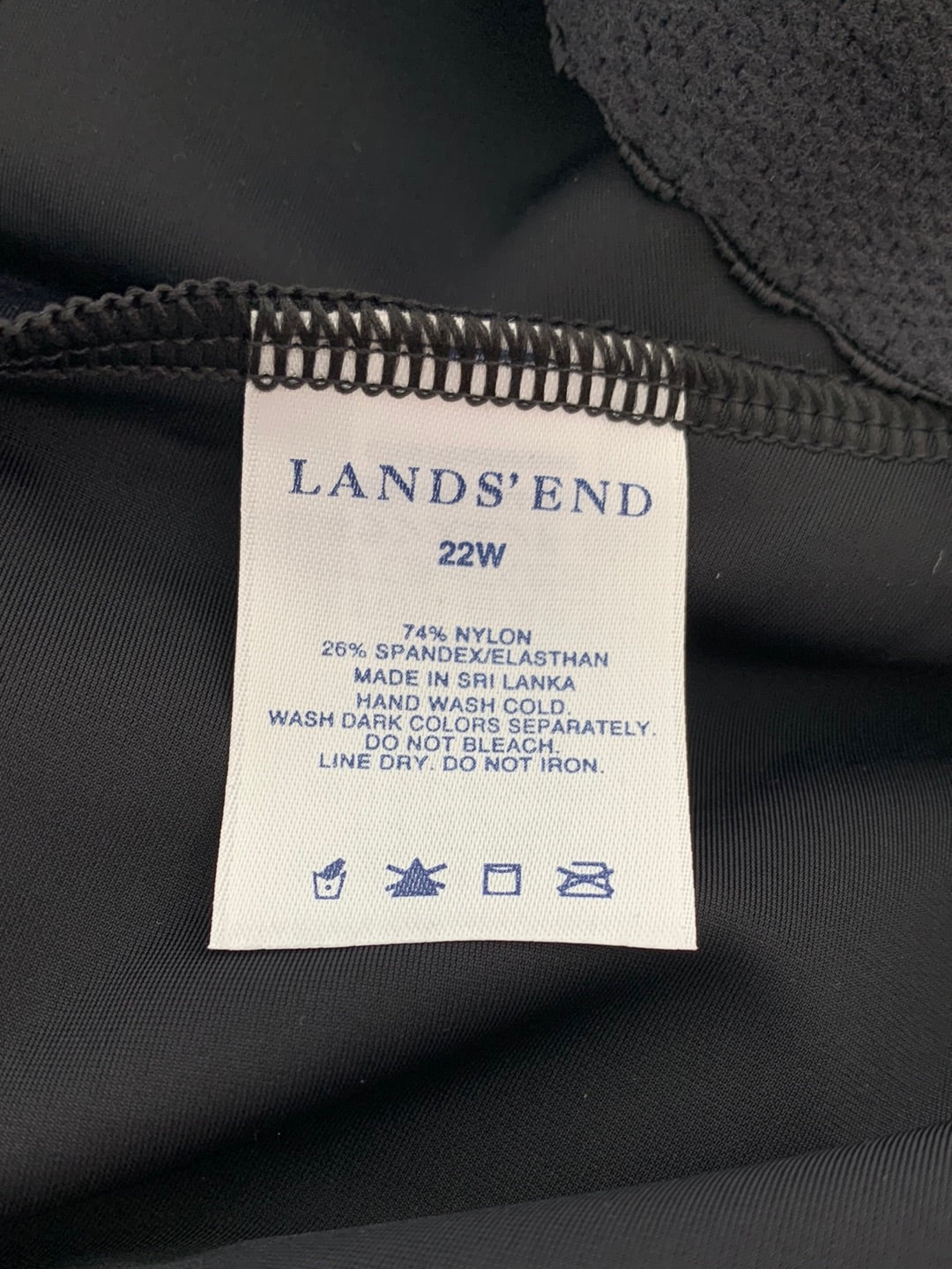 NWOT - LANDS' END black Scoop Neck Underwire One Piece Swimsuit - 22W