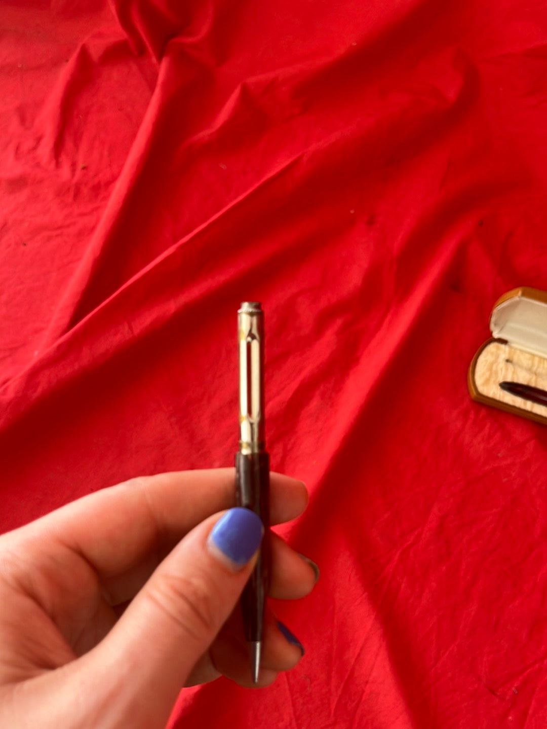 VTG -- SHEAFFER'S Balance Jr. Red-lined Mechanical Pencil and Fountain Pen in Original Case