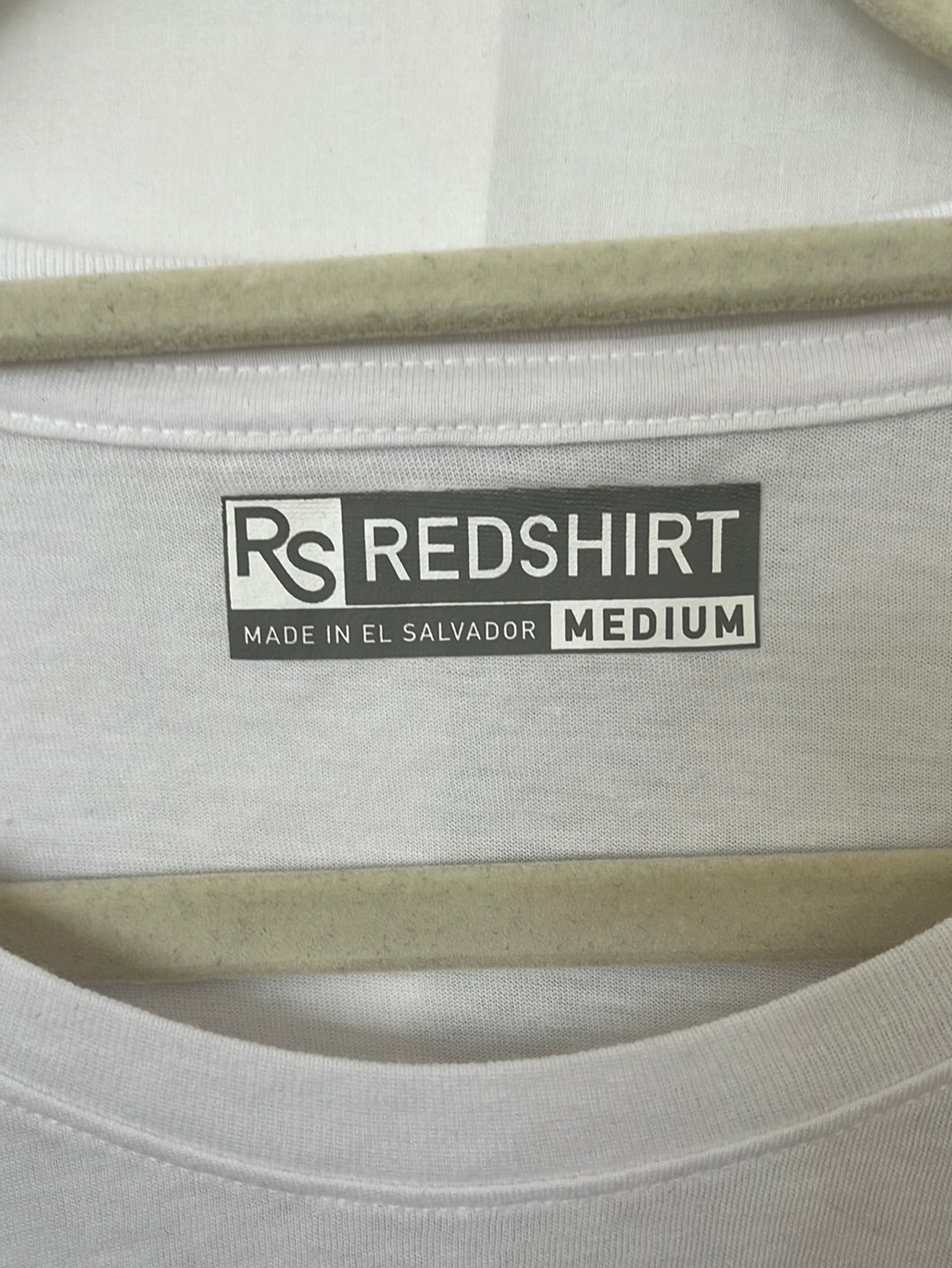 NWT -- RED SHIRT UNC White Short Sleeve Tee Shirt -- M
