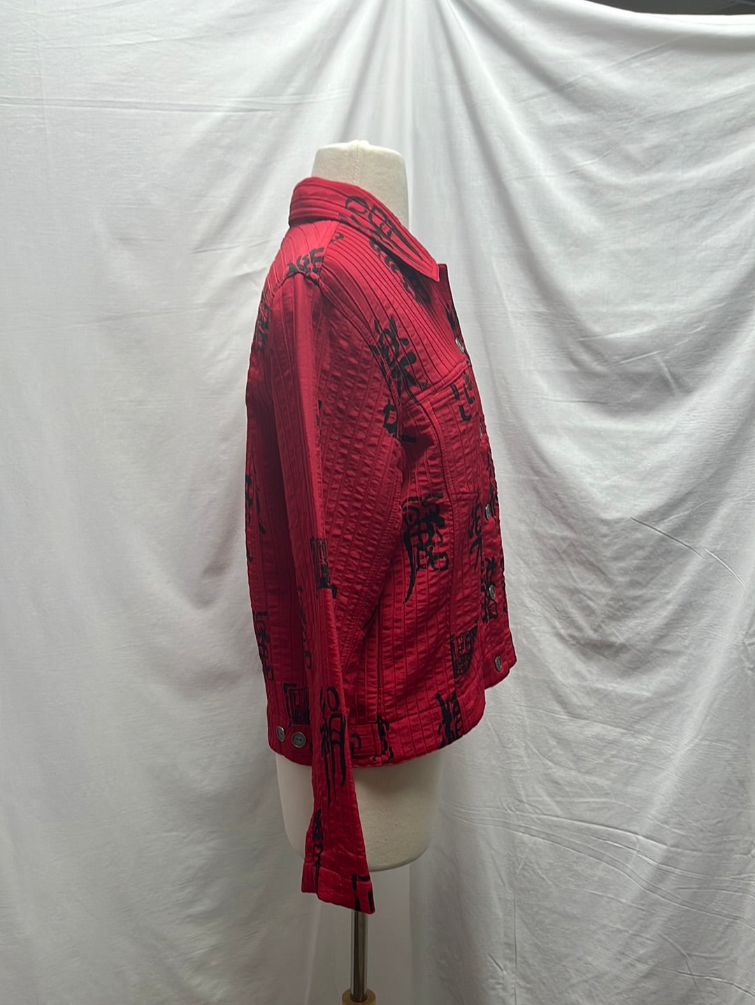 CHICO'S Red Mandarin Script Collared Button Jacket -- 1 | US 8/10 M