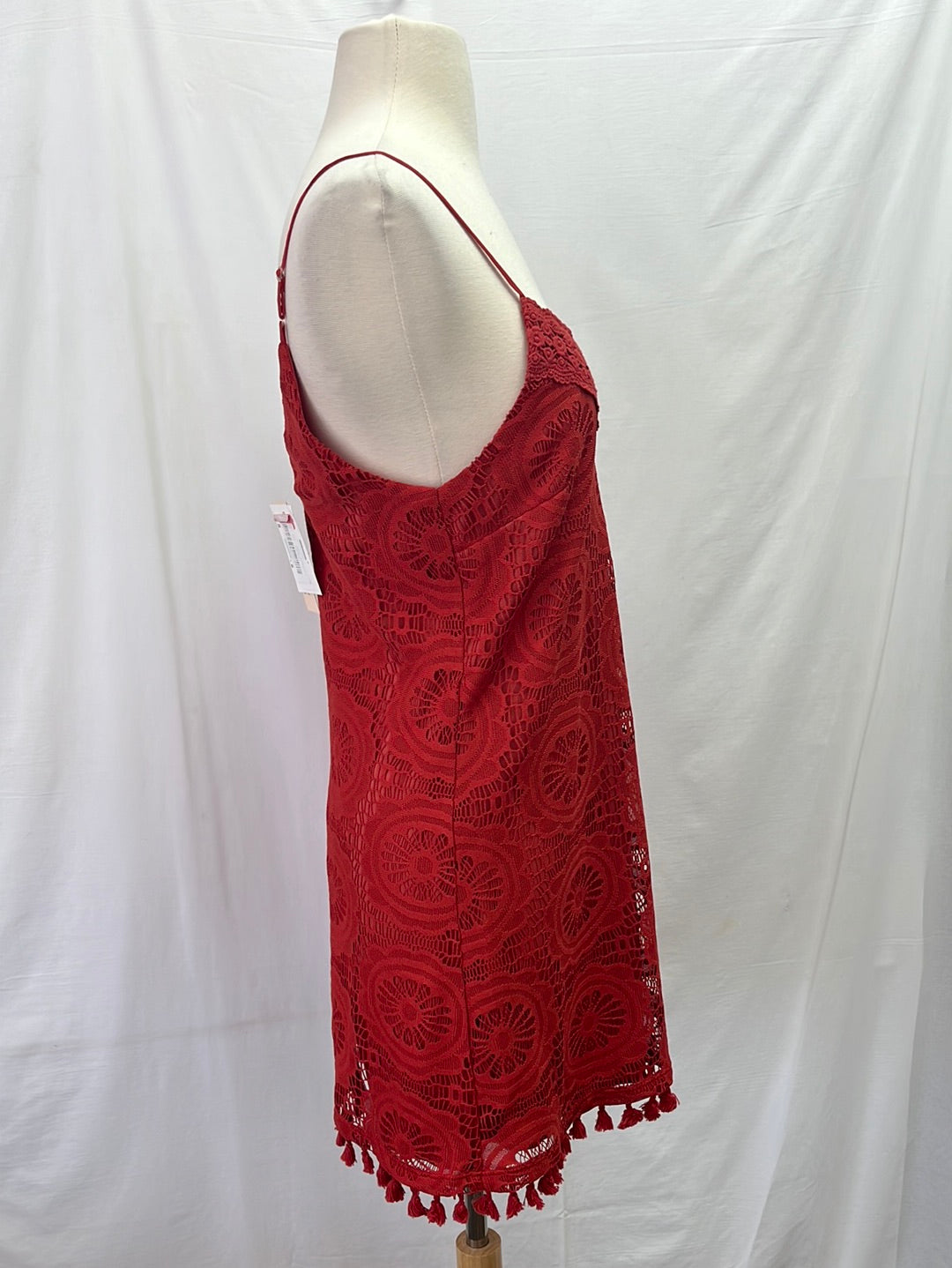 NWT -- XTRAORDINARY orange Crochet Mini Spaghetti Strap Shift Dress -- Small