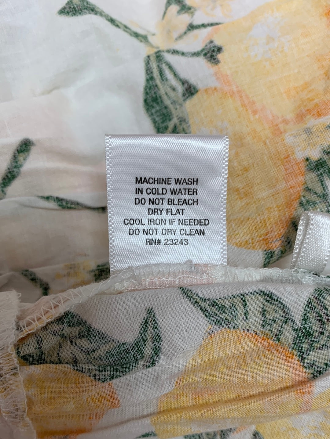 NWT - NEW YORK & COMPANY lemon print Sleeveless Ruffle Dress - Large