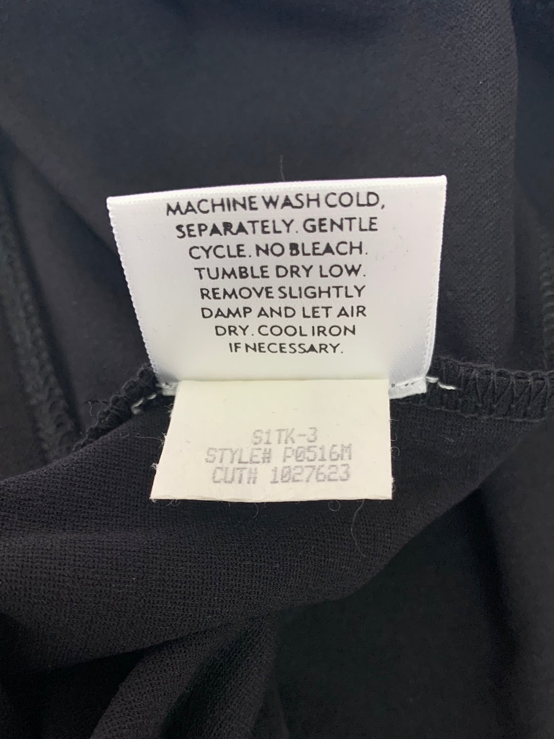 NWT - EILEEN FISHER black Stretch Crepz Pull On Capri Pant w/ Yoke - XL