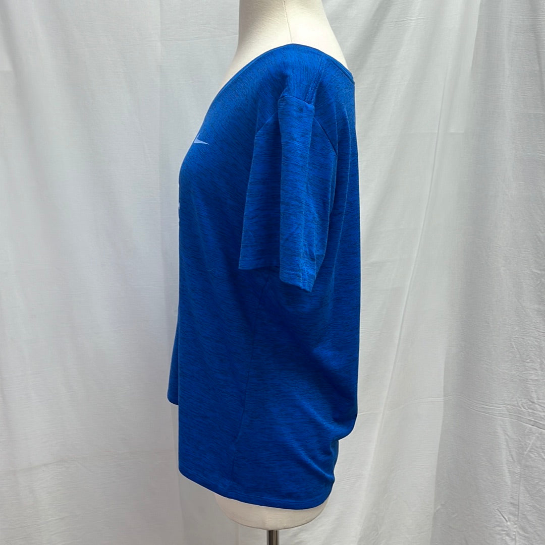Nike blue Dri-fit UNC Carolina Tar Heels V-Neck T-shirt -- L