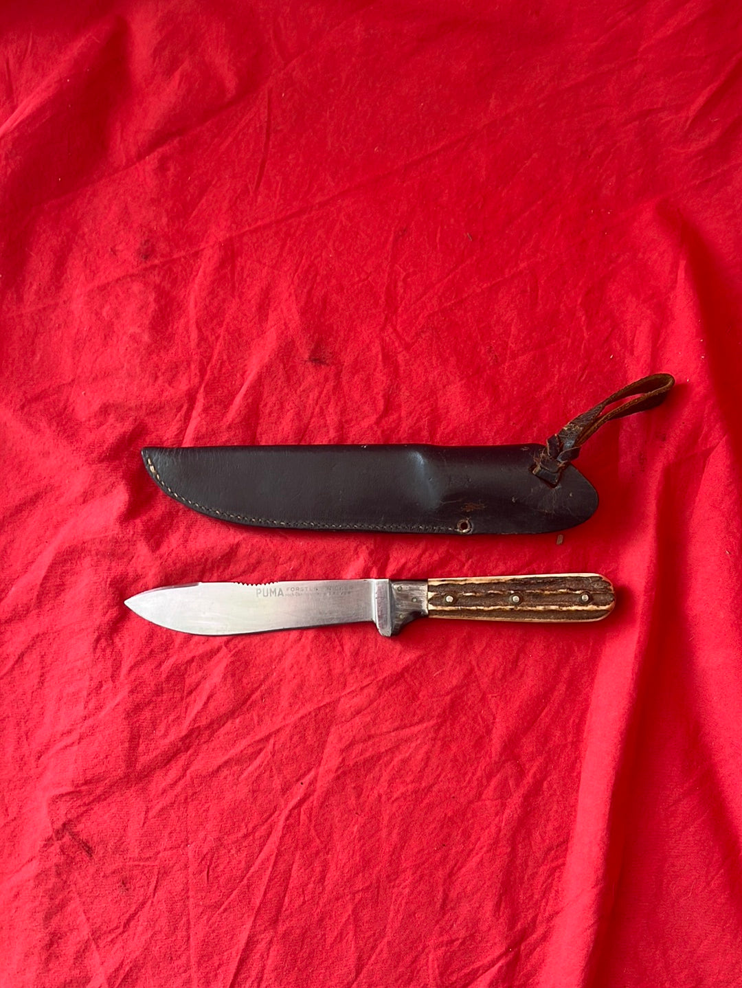 VTG -- Pre-64 PUMA Stag Handle Forsternicker with Leather Sheath