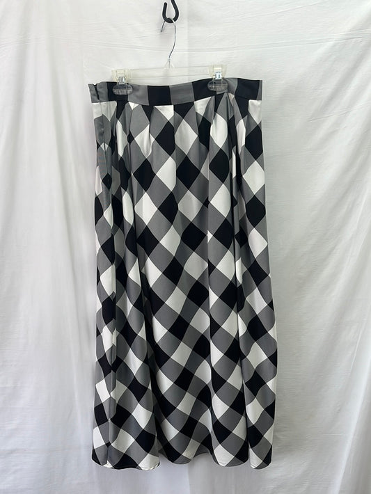 NWT - Talbots Black White Checkered A-line Skirt - Size: 12P