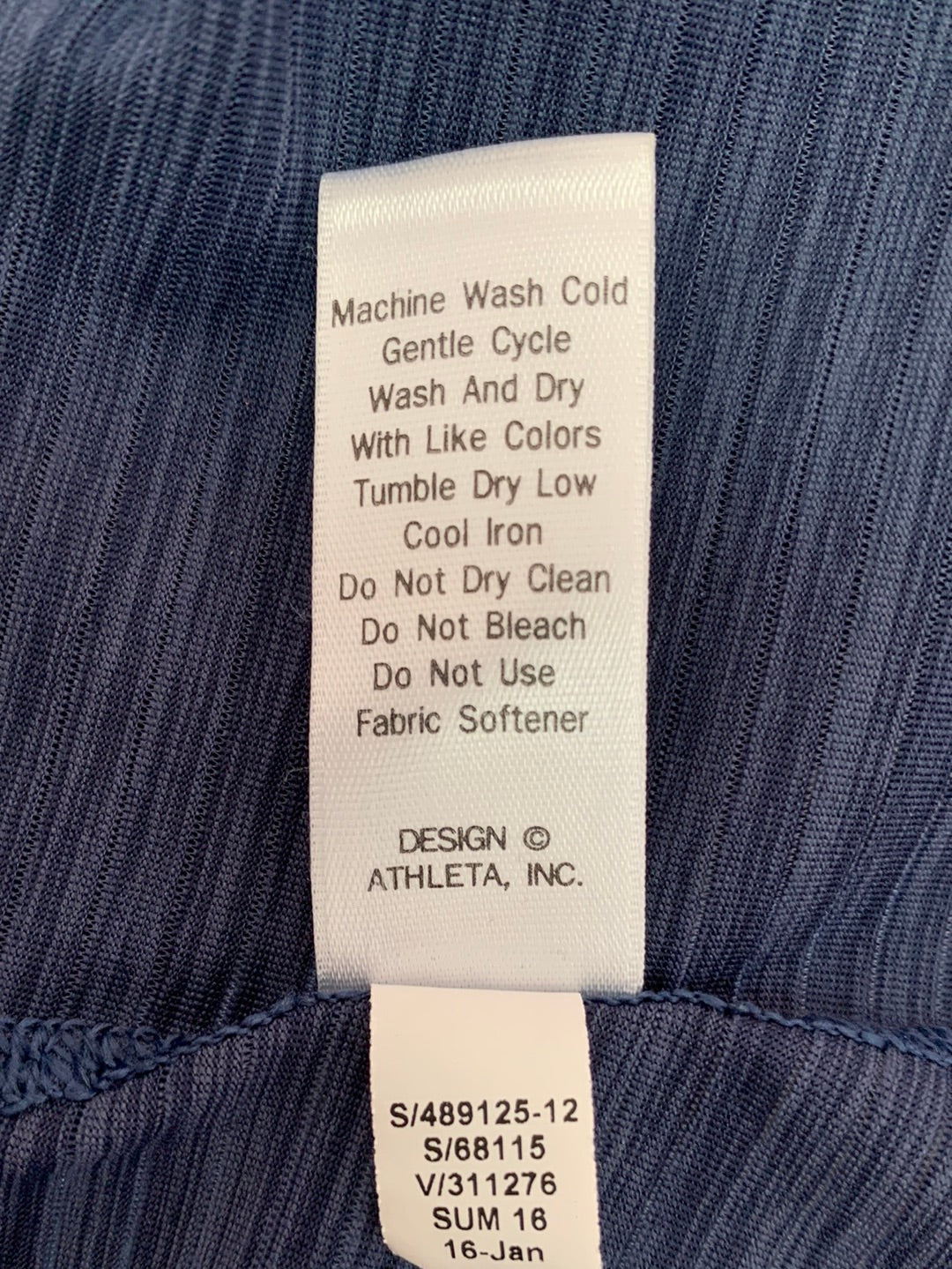 ATHLETA navy Burnout Sheer Stripe Short Sleeve Athletic Top - Large