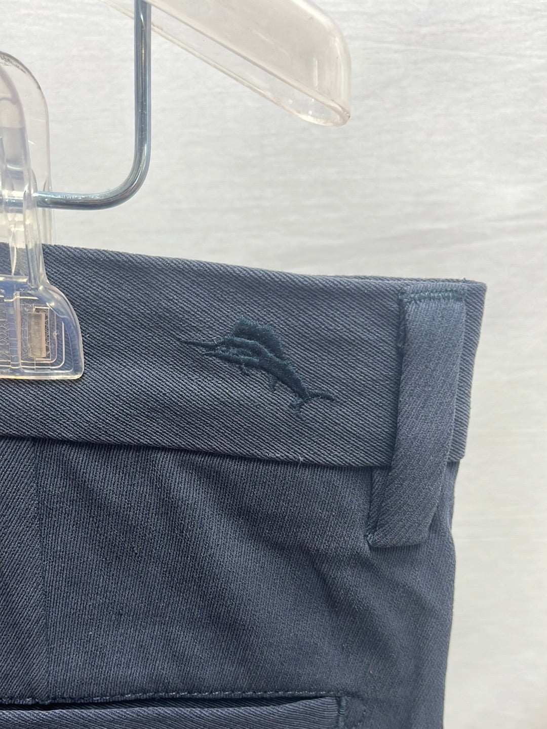 NWT - TOMMY BAHAMA St. Thomas Flat Front Gray Silk Pants - Size: 32x32