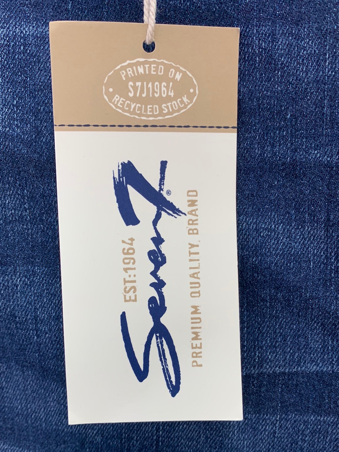 NWT - SEVEN7 dark wash Ultra High Rise Skinny Jeans - Size 10