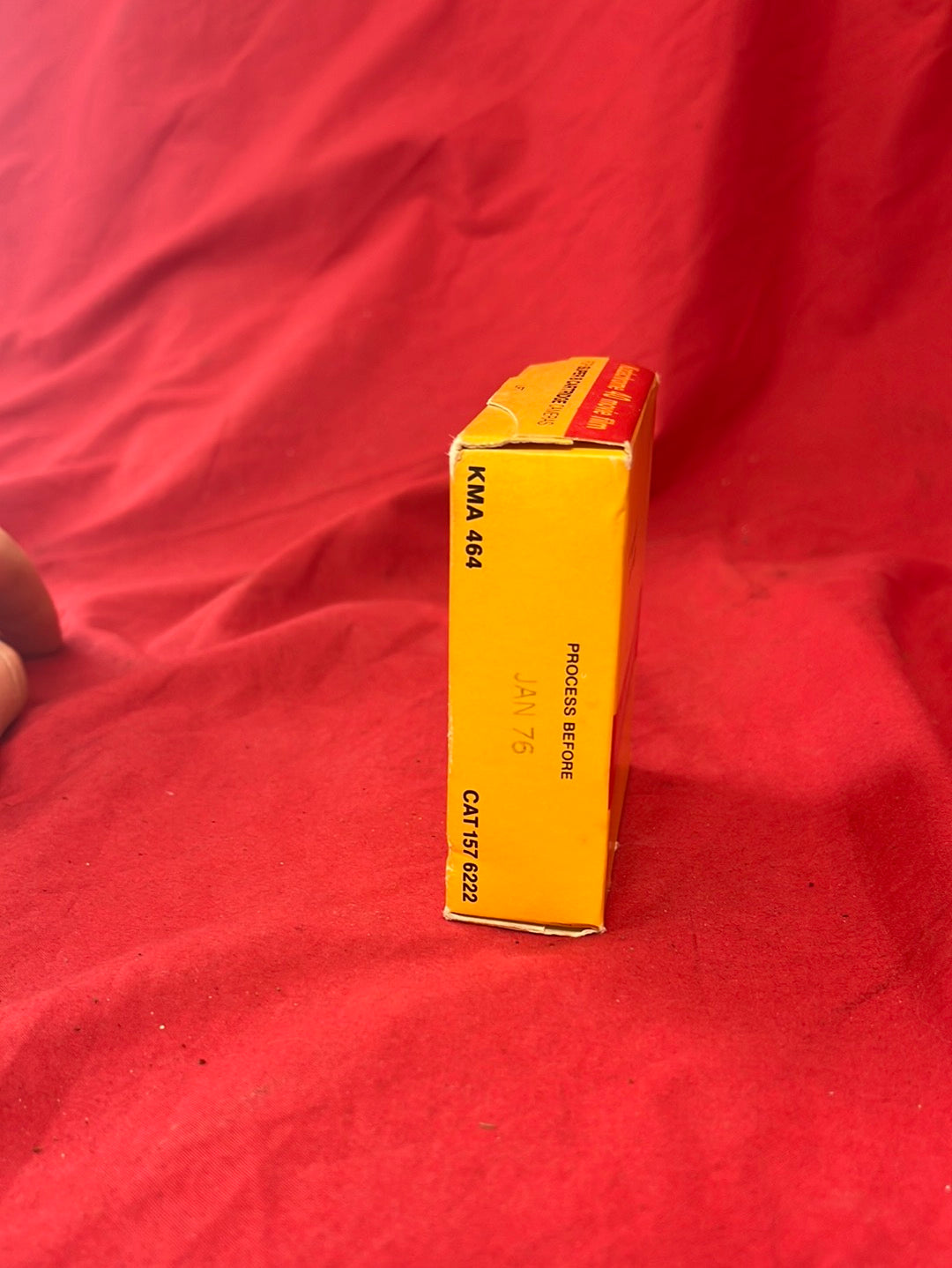 VTG/NIP -- KODAK Kodachrome 40 Color Movie Film -- Expired Jan 1976