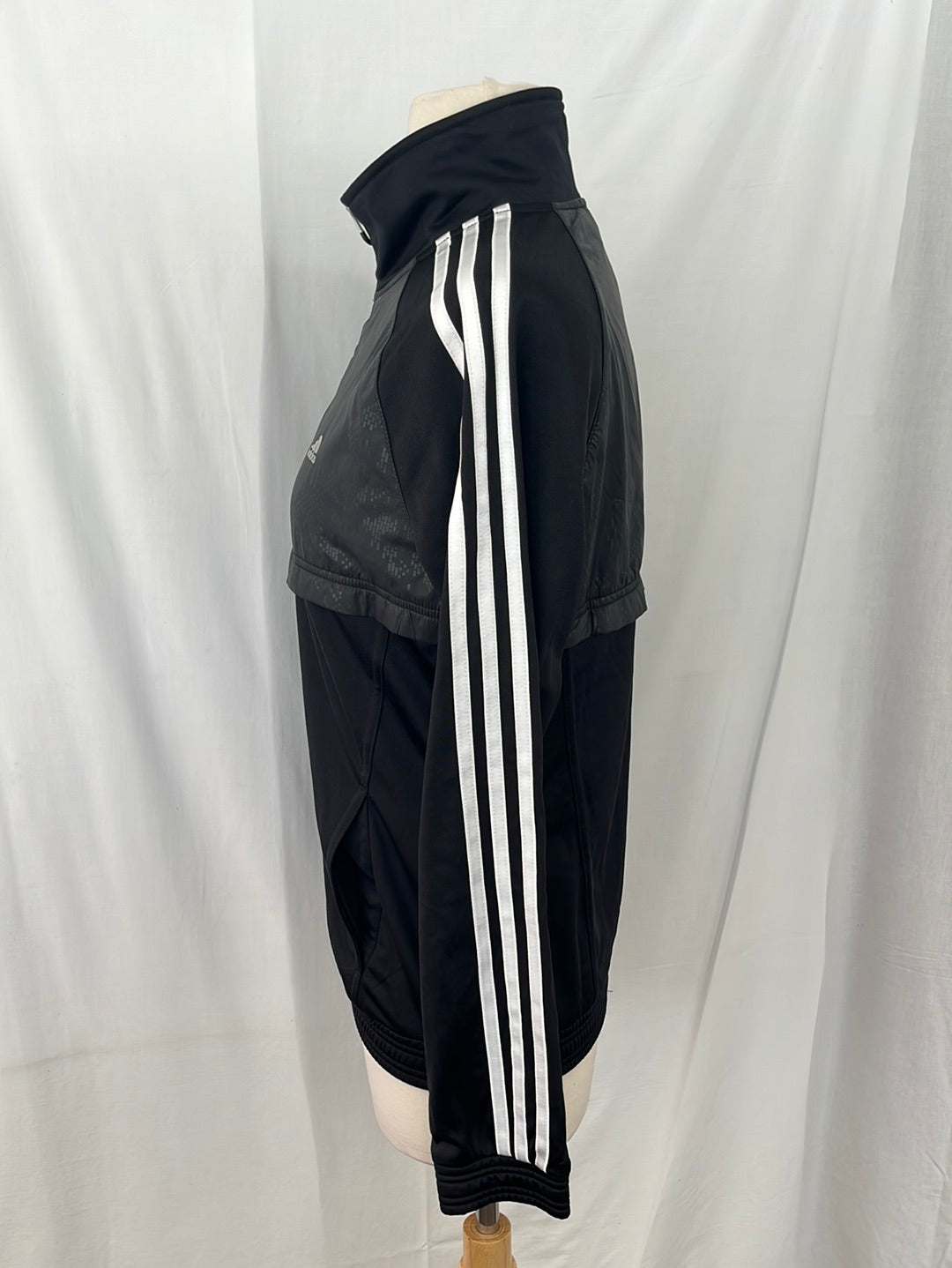VTG / NWT -- 2011 Adidas black Clima Knit Regular Fit Jacket -- S
