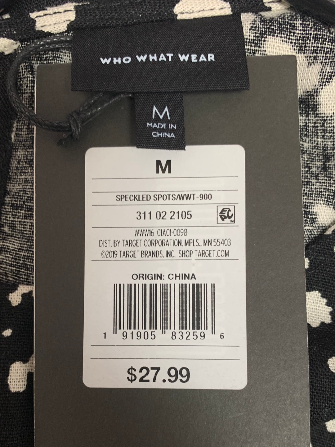 NWT - WHO WHAT WEAR black speckled spots Peplum Flutter Sleeve Shirt - Medium