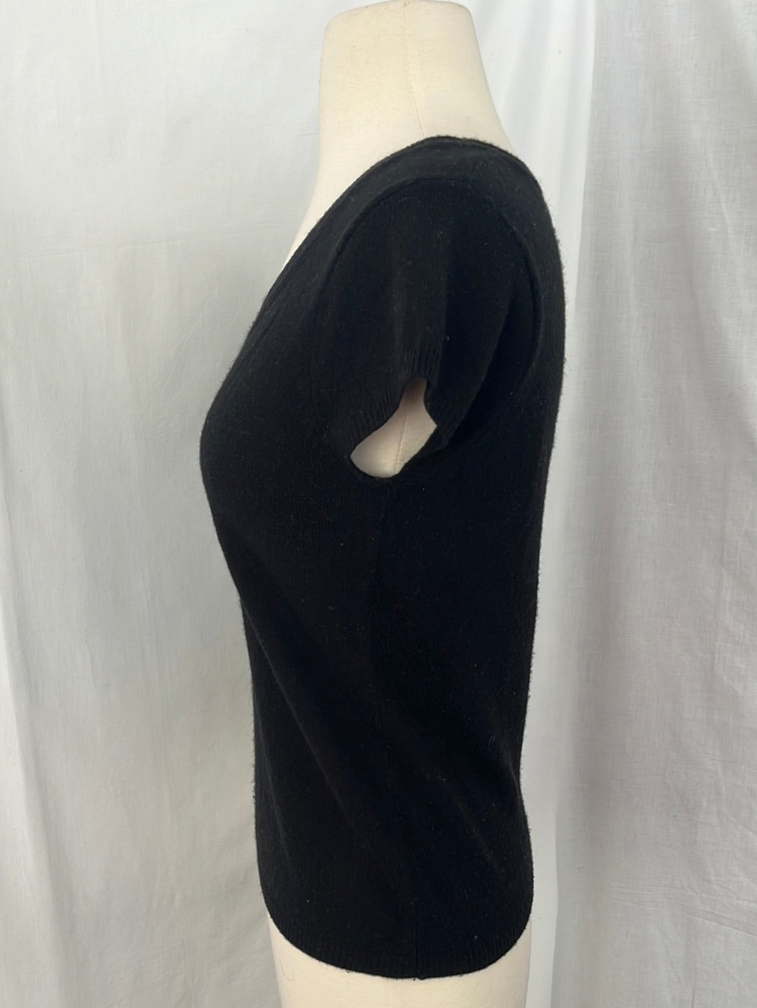 Kenar black Cashmere Cap Sleeve V-neck Sweater -- S