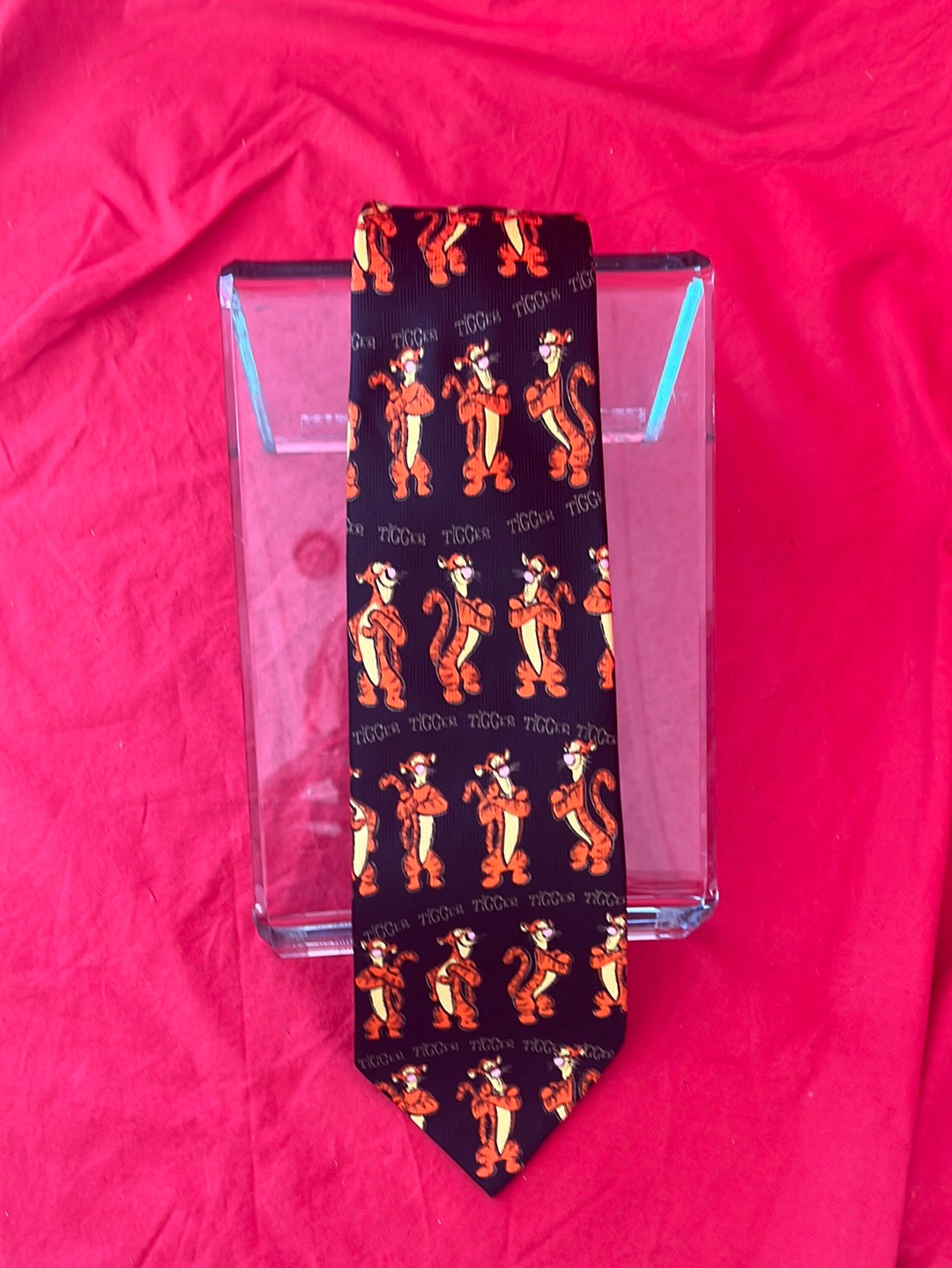 EXQUISITE APPAREL Official Disney Tigger Tie with Black Background
