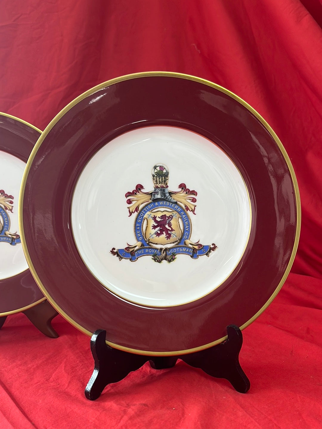VTG -- ROYAL WORCESTER FINE BONE CHINA Scottish and Western Railway Dinner Plate -- Set of 2
