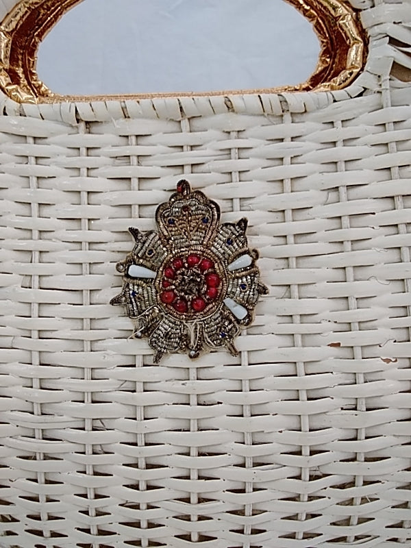 Rare HTF Vintage KORET White Wicker and Gold Snap Clutch Top Handle Purse (flaws)