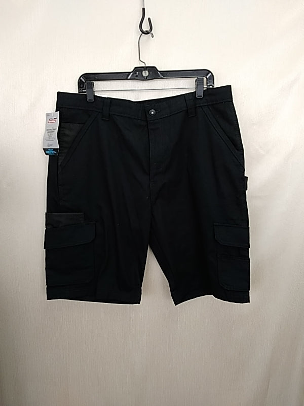 NWT DICKIES Ultimate Cargo Shorts Black Men's Size 36