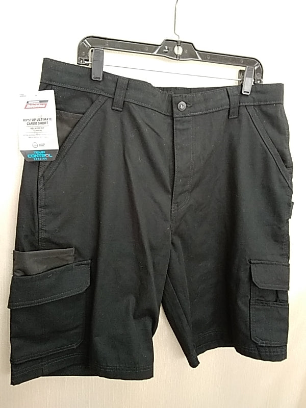 NWT DICKIES Ultimate Cargo Shorts Black Men's Size 36