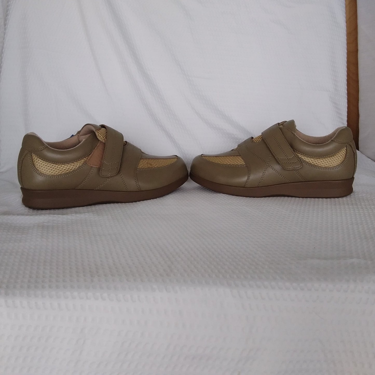 Drew Shoe Women's Trenda Slip-On - Size 10M